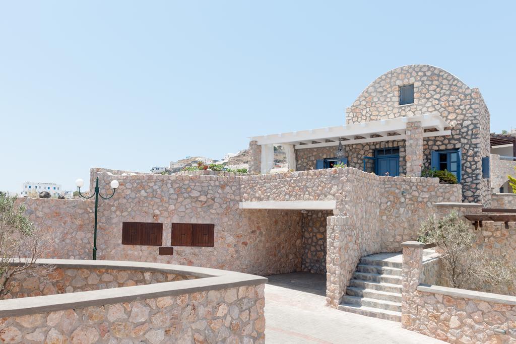 Red Cliff Villa 2Bedroom Villa With Caldera View And Plunge Pool Akrotírion Стая снимка