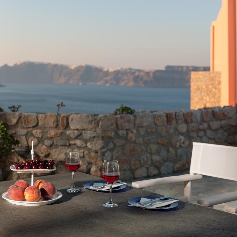 Red Cliff Villa 2Bedroom Villa With Caldera View And Plunge Pool Akrotírion Екстериор снимка