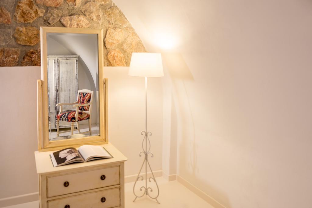 Red Cliff Villa 2Bedroom Villa With Caldera View And Plunge Pool Akrotírion Екстериор снимка
