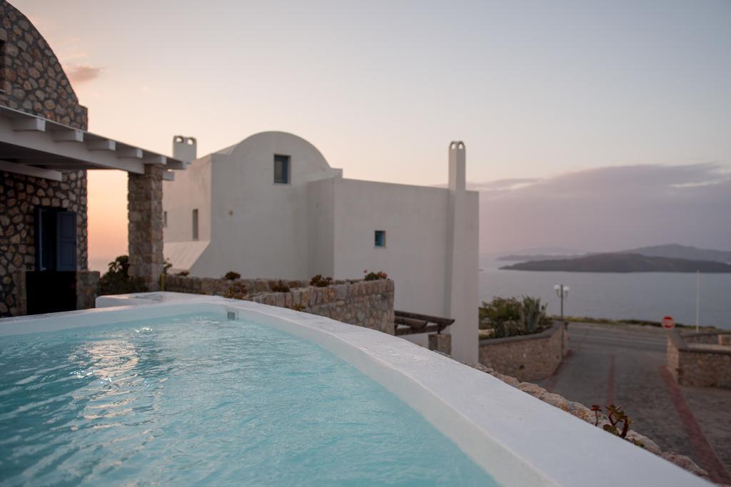 Red Cliff Villa 2Bedroom Villa With Caldera View And Plunge Pool Akrotírion Екстериор снимка