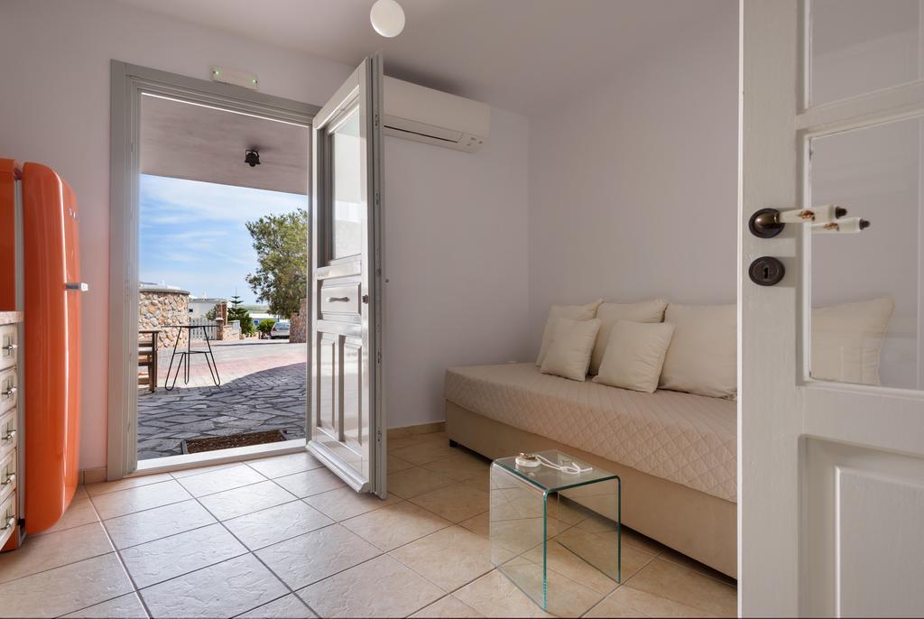 Red Cliff Villa 2Bedroom Villa With Caldera View And Plunge Pool Akrotírion Екстериор снимка